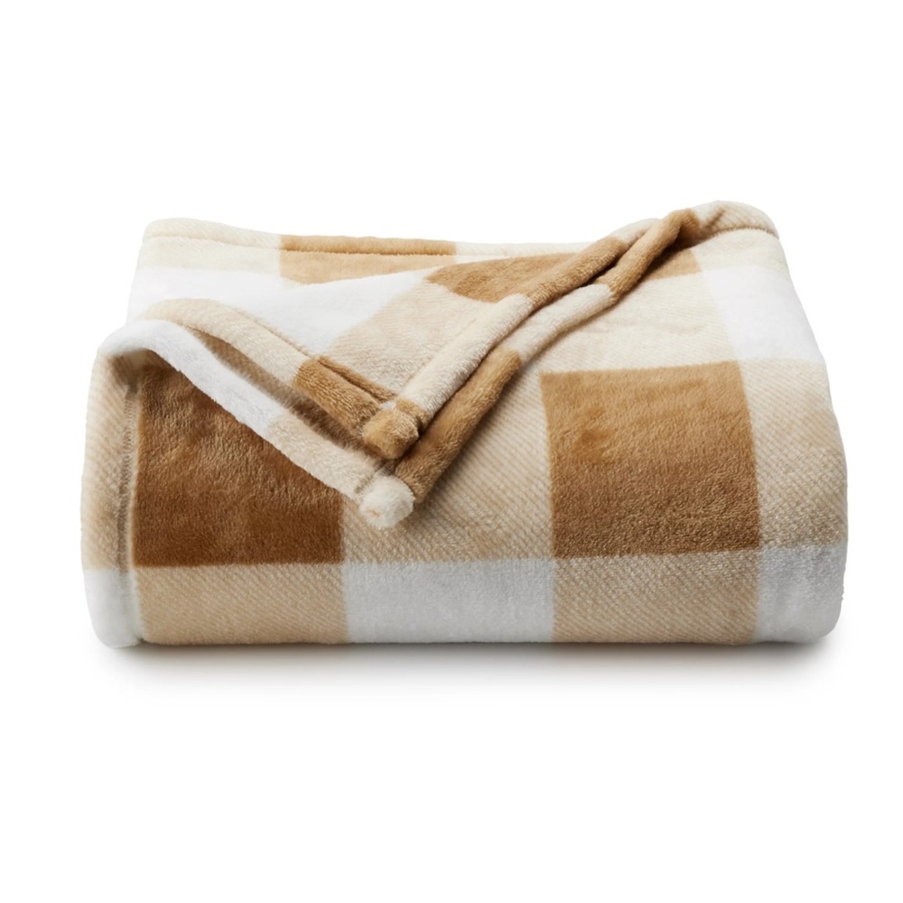 PLUSH THROW